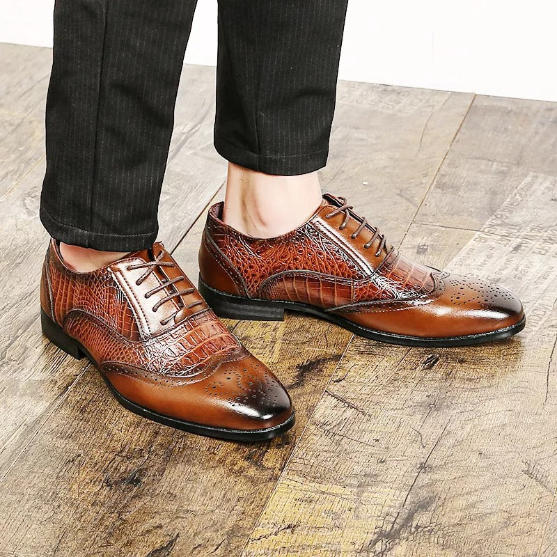 Men's Snakeskin Point Toe Shoes