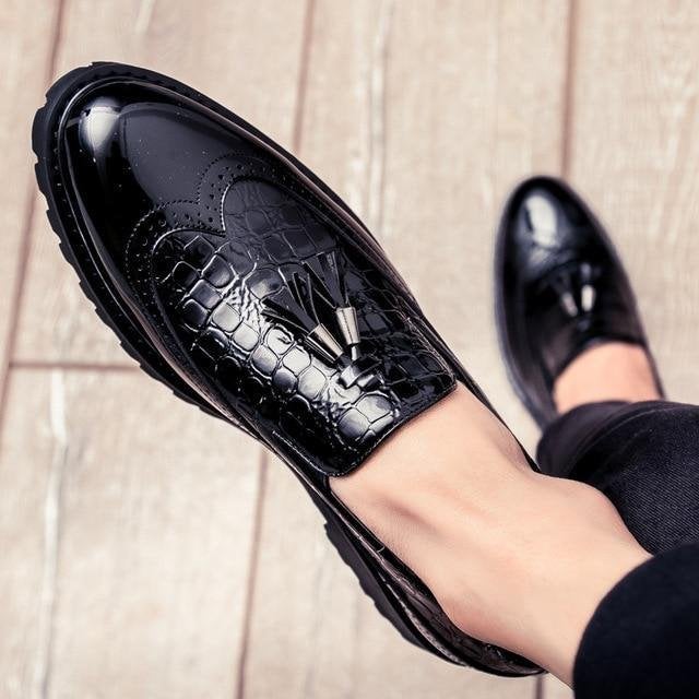 Casual Men's Dress Shoes With Tassel Flat Heel Loafers