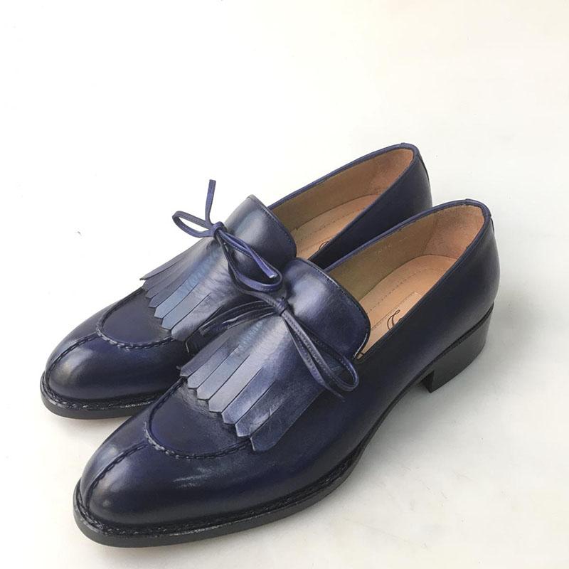 Multicolor Lace-Up Tassel Loafers