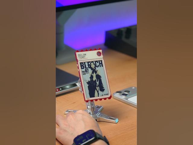 A pocket-sized color e-paper display designed for everyday carry.