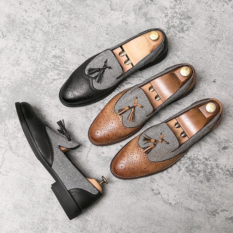 Business Brooch Carved Fringed Leather Shoes
