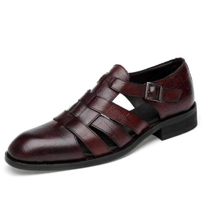 Retro Crocodile Pattern Leather Sandals